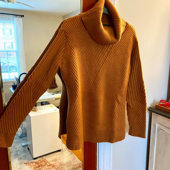Ann Taylor Alpaca Wool Thick Ribbed Turtleneck Sweater in Mustard Yellow [L] - Picture 1 of 7
